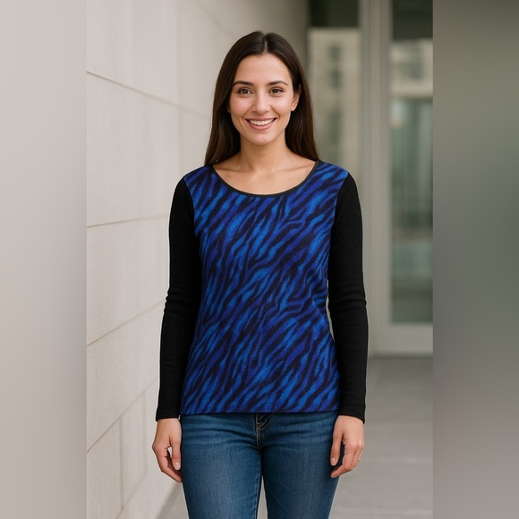 Gerard Darel Sweaters - Gerard Darel Wool Blue Zebra Sweater Size Medium